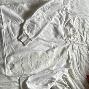 Lululemon perfectly oversized size 6